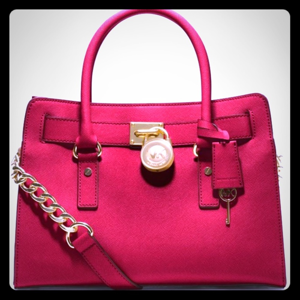 Authentic Michael Kors Hamilton bag.